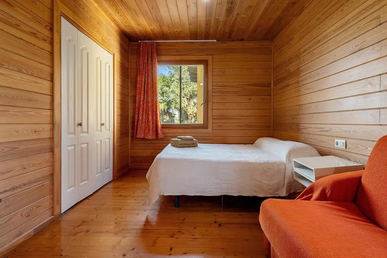 Casa Roger I Clara Villa Els Muntells 0*,