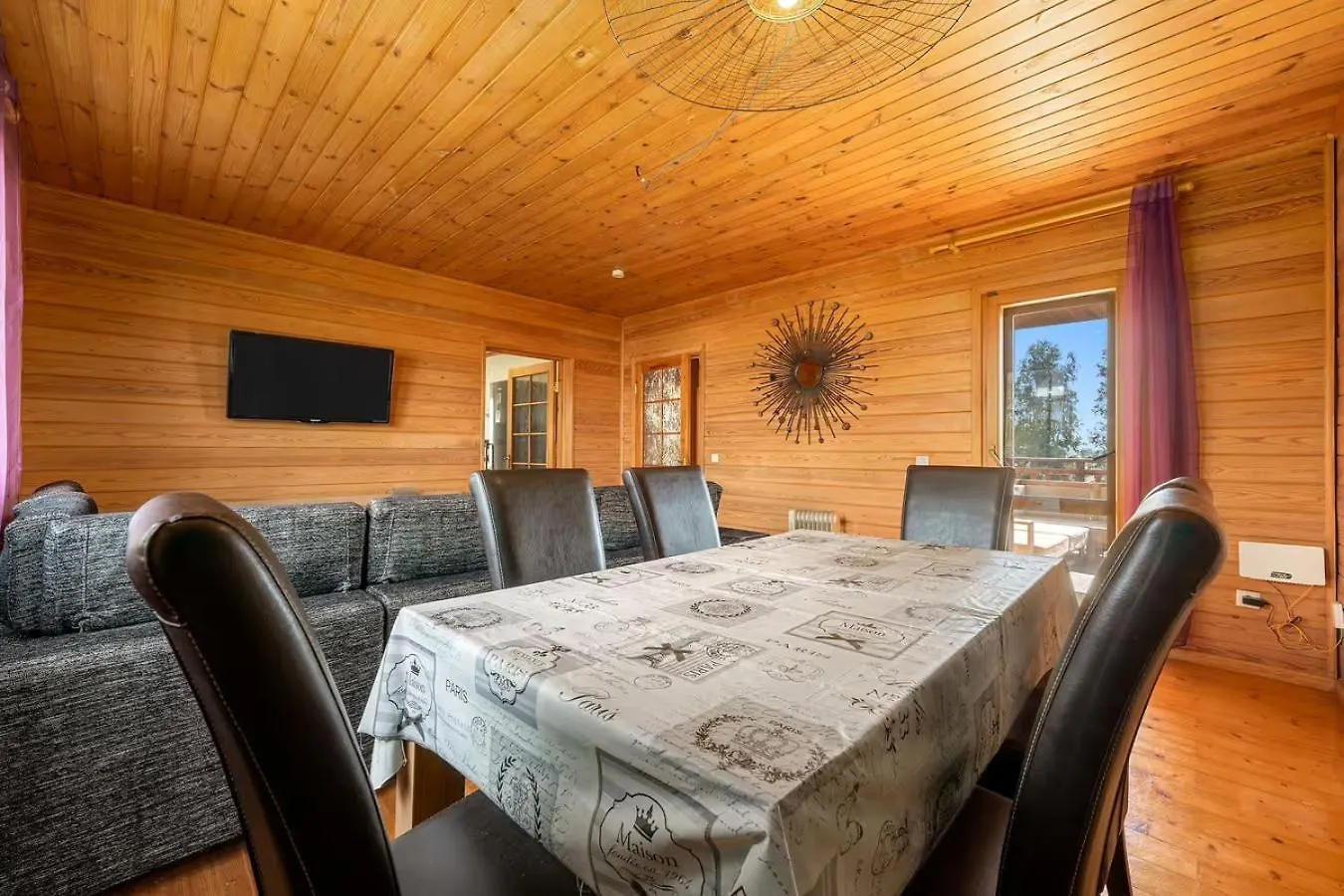 Holiday home Casa Roger I Clara Villa Els Muntells