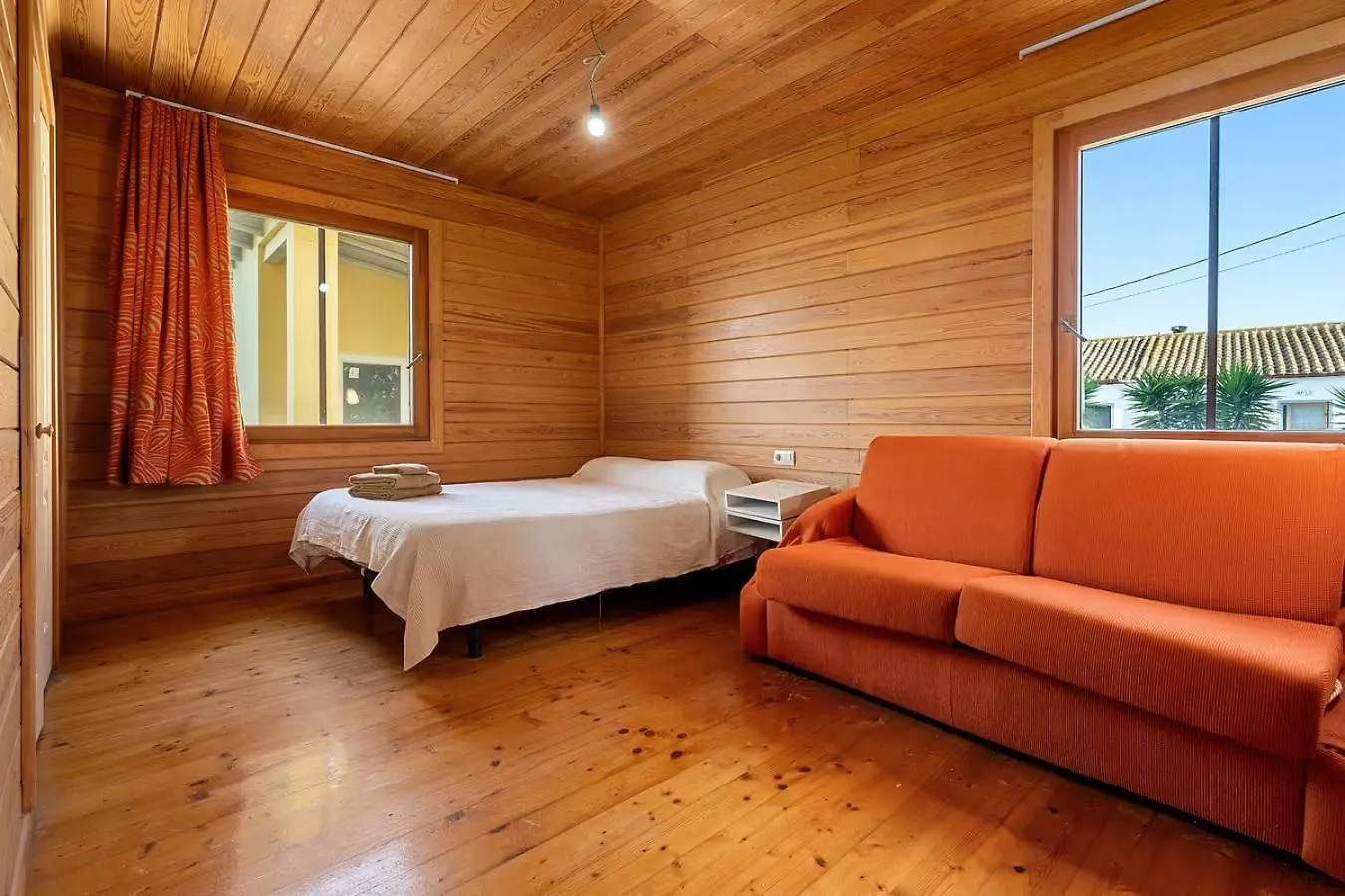 Casa Roger I Clara Villa Els Muntells Spain
